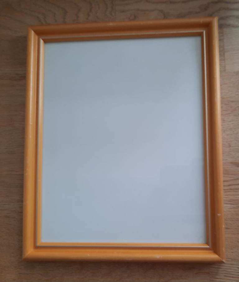 Wood Photo Frame 10.5 x 8.5 inch will Accommodate an 8x10inch photo has a few marks see pics