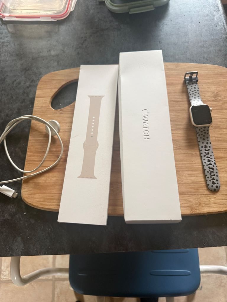 Apple Watch Series 7 41mm Starlight Aluminium – Good Condition