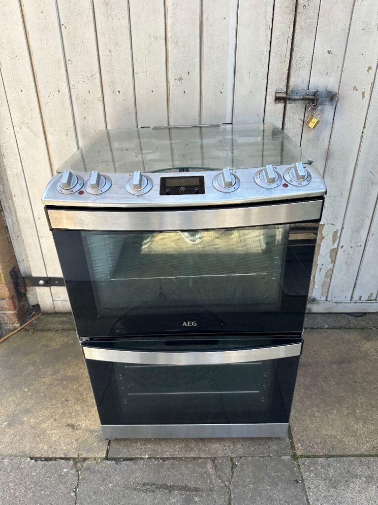 AEG Freestanding Cooker – Black & Silver, Good Condition