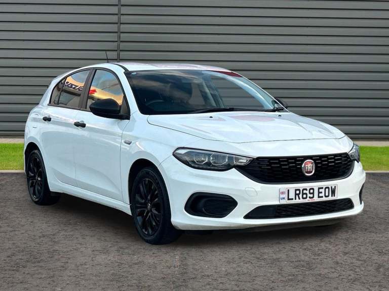  Fiat Tipo 1.4 Mpi Easy Hatchback 5dr Petrol Manual Euro 6 95 Ps Petrol