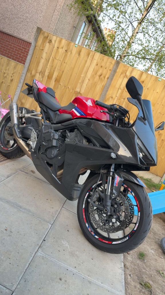 Honda, CBR, 2024, 649 (cc)