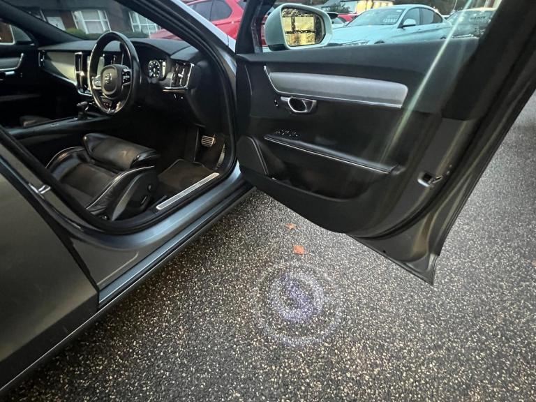 2018 Volvo S90 2.0 D4 R DESIGN 4dr Geartronic SALOON DIESEL Automatic