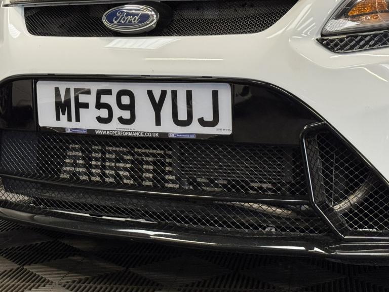 FORD FOCUS 2.5 RS White Manual Petrol 2009