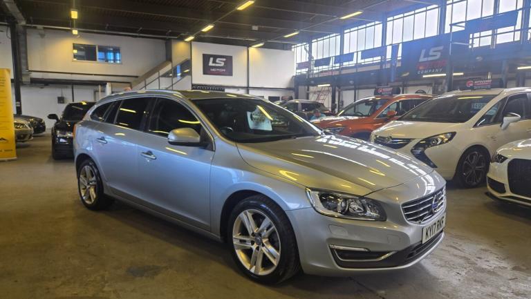 2017 Volvo V60 D4 [190] SE Lux Nav 5dr Geartronic ESTATE Diesel Automatic
