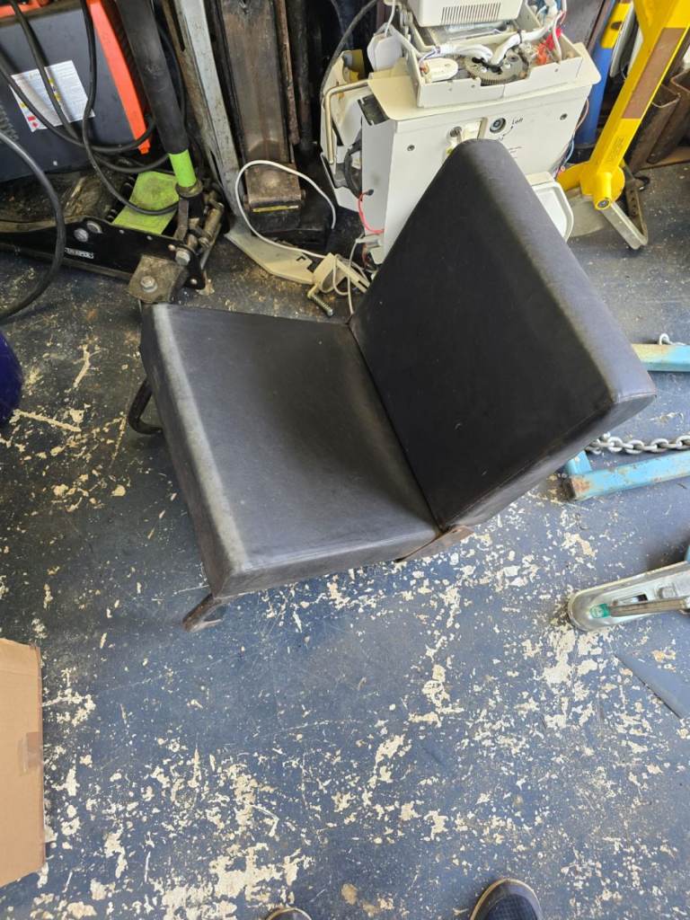 Landrover series seat