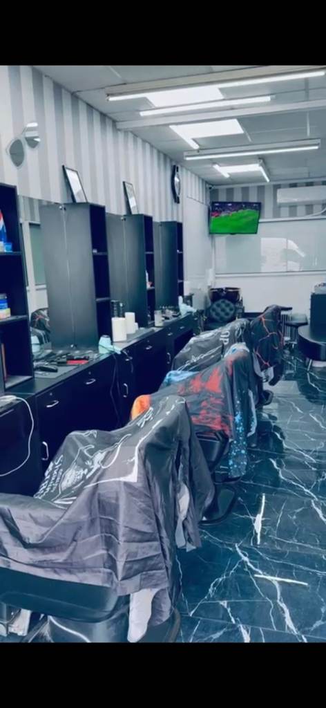 Barber shop in a ideal location IG2