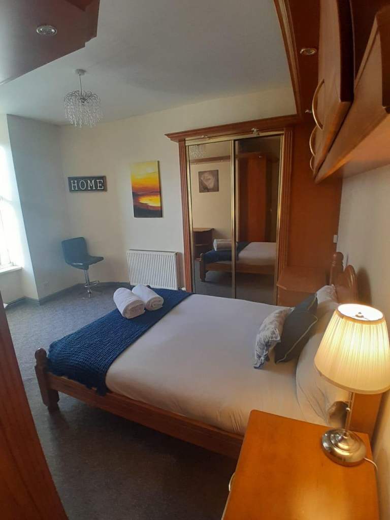 3 hmo Bedrooms apartment for rent in the Old Town