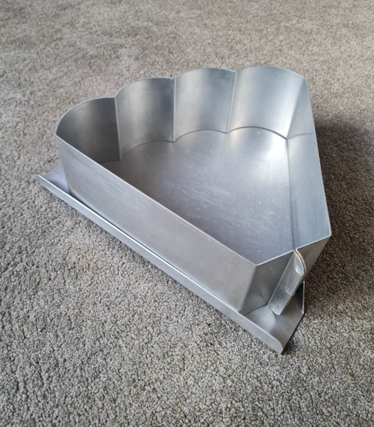 image for Aluminium Cake tin