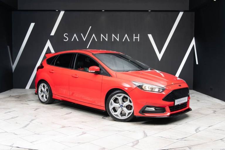 2015 Ford Focus 2.0T EcoBoost ST-2 Hatchback 5dr Petrol Manual Euro 6 (s/s) (250 ps) Hatchback Pe...