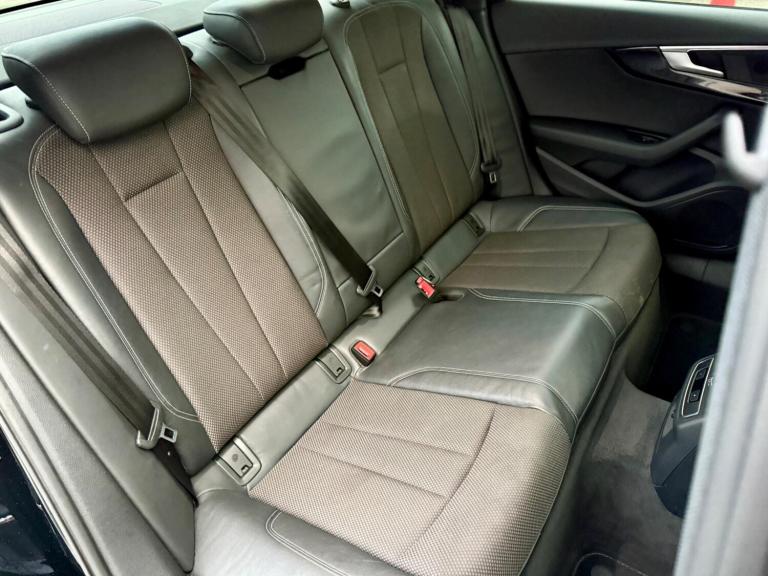 2017 Audi A4 2.0 TDI S line S Tronic quattro Euro 6 (s/s) 4dr SALOON Diesel Automatic