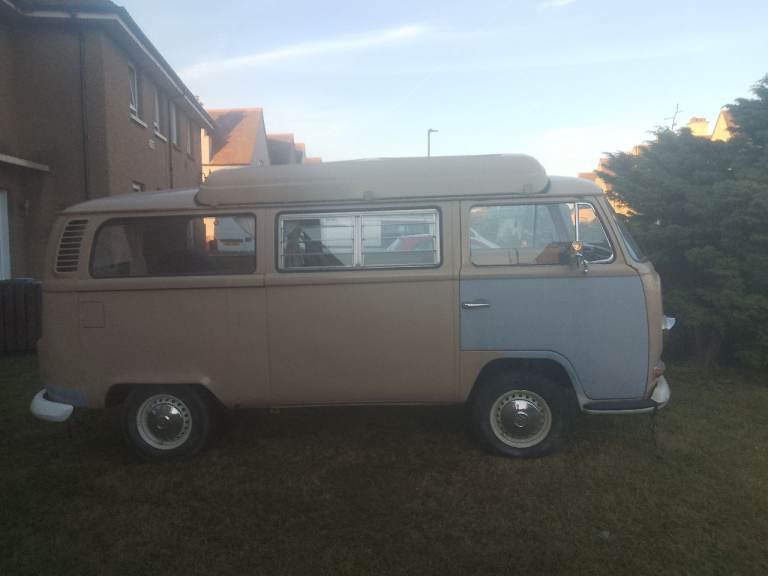 VW T2 early bay window camper