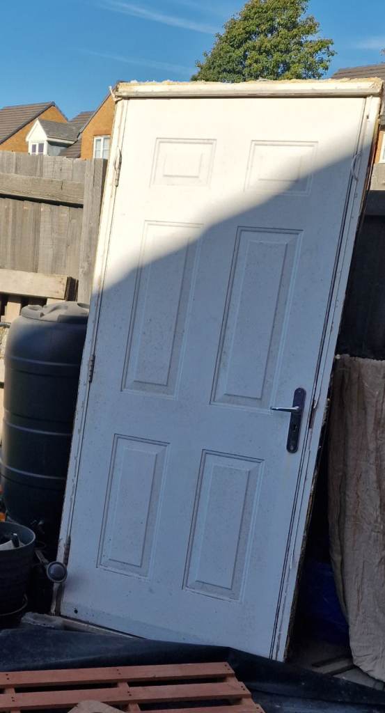  Free Door