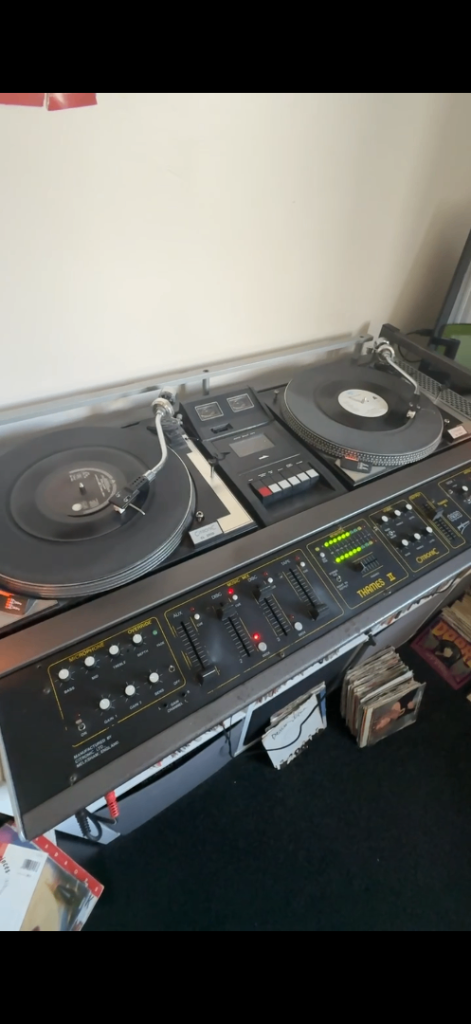 Disco turntables and vinyl