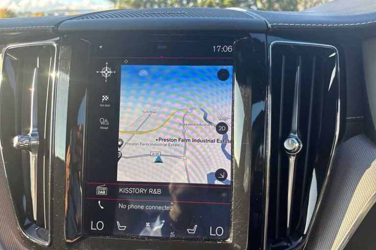 2020 Volvo XC60 2.0 T8 [390] Hybrid R DESIGN Pro 5dr AWD G tronic ESTATE PETROL/ELECTRIC Automatic