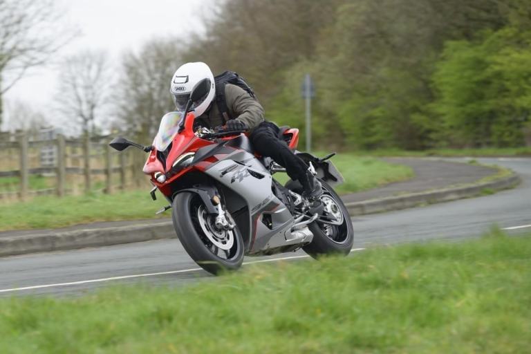 QJMotor SRK 921 RR 2025