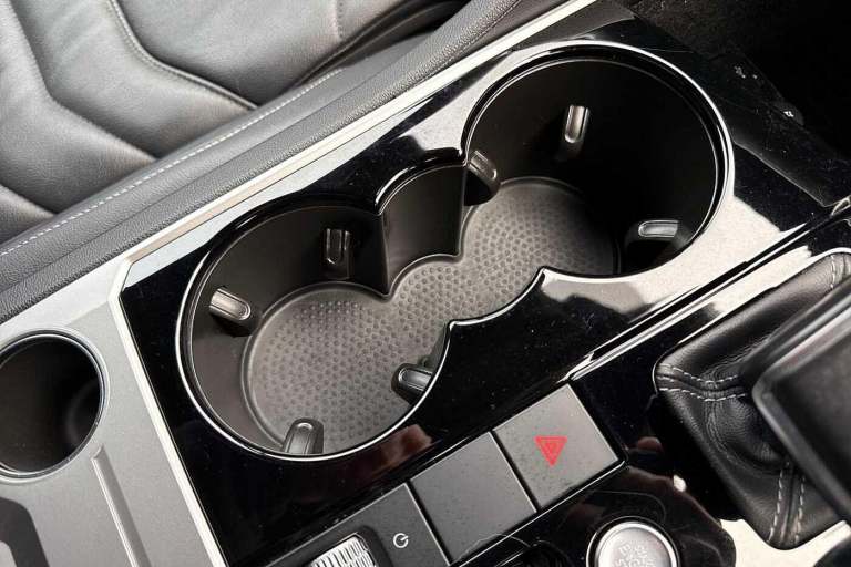 2018 Volkswagen Touareg 3.0 V6 TDI 4Motion R-Line Ã¢Â­Â14 way power adjustment, Innovation cockp...