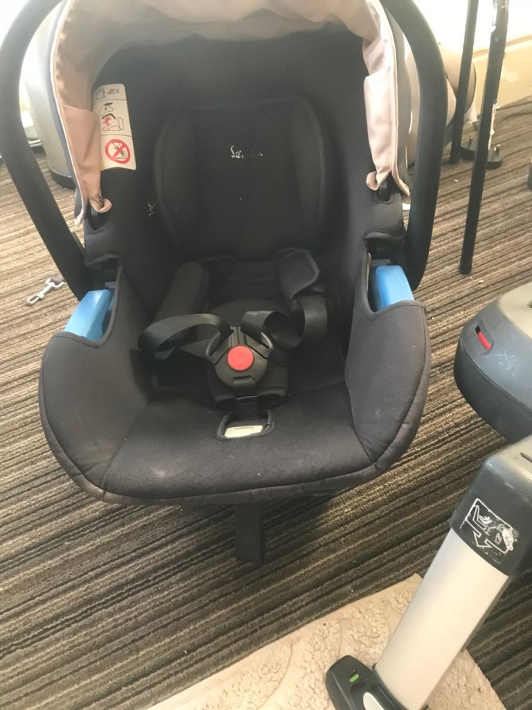 Silver Cross Wayfarer ISOFIX Car Seat Base - Black, Good Condition