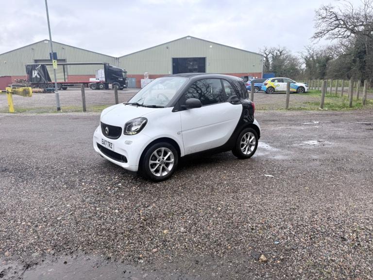 2017 smart fortwo 1.0 Passion Premium 2dr Auto COUPE Petrol Automatic