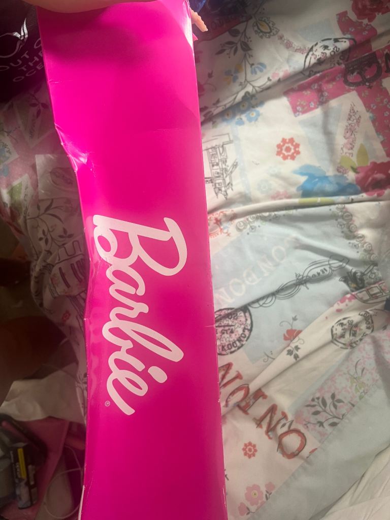 Barbie Fast Cast Clinic Playset