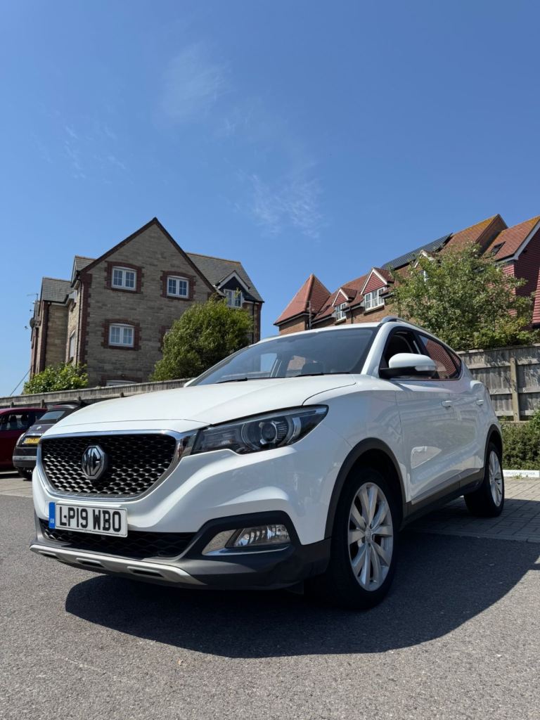 MG Motor UK, ZS, Hatchback, 2019, Semi-Auto, 999 (cc), 5 doors