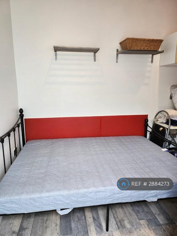 1 bedroom in Brook Street, Pontypridd, CF37 (#2884273)
