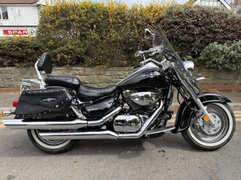 SUZUKI BOULEVARD C90 ( VL1500 ) 2004
