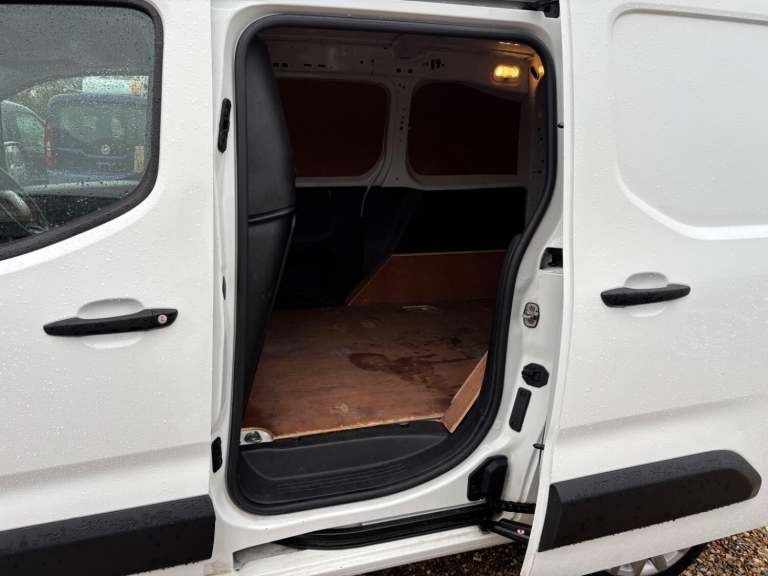 CITROEN BERLINGO 1.5 BlueHDi 1000 Enterprise M Pro 2022