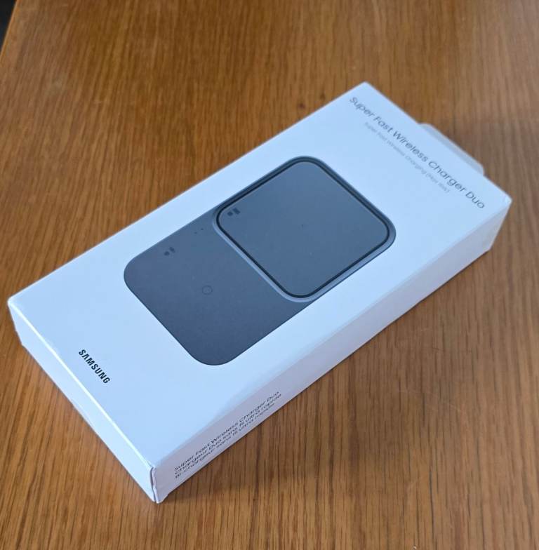 Super Fast Wireless Charger Samsung Galaxy - Brand New