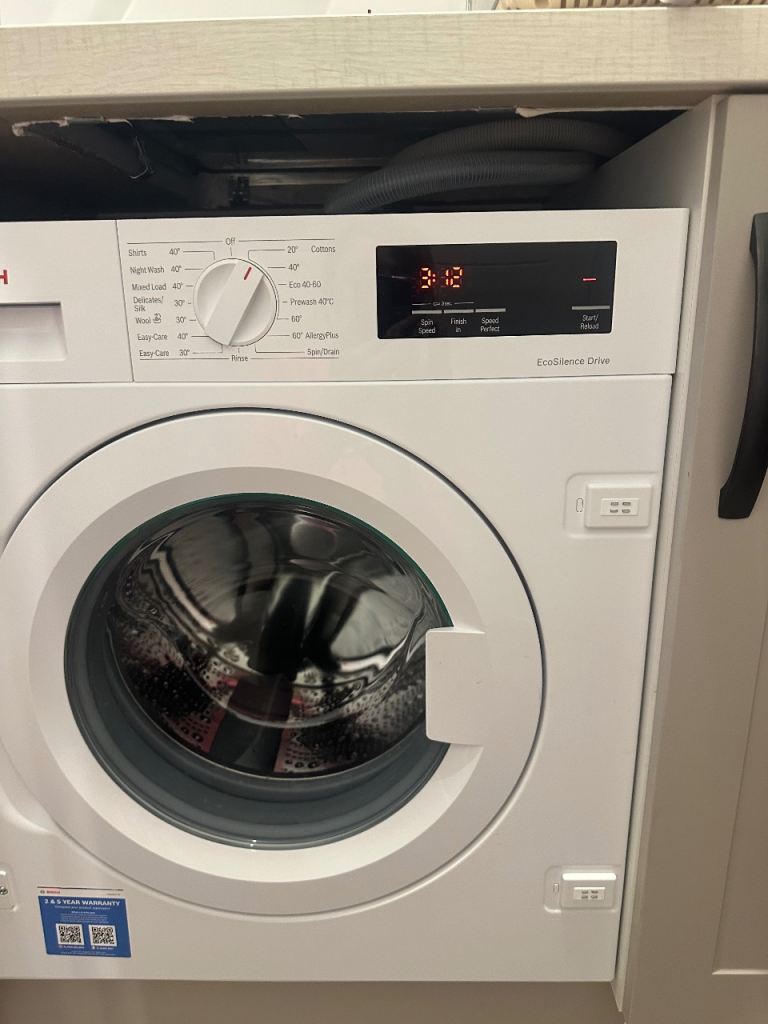 Bosch integrated washing machine-brand new