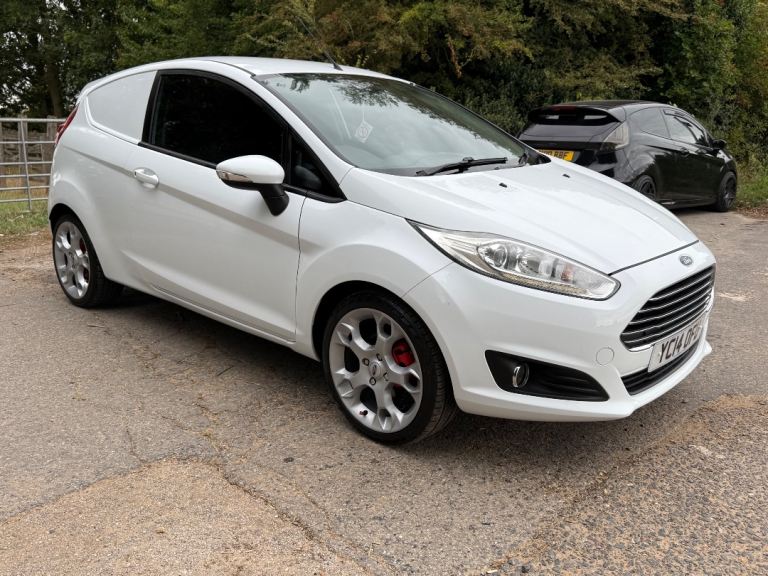 Ford, FIESTA, Car Derived Van, 2014, Manual, 1560 (cc)