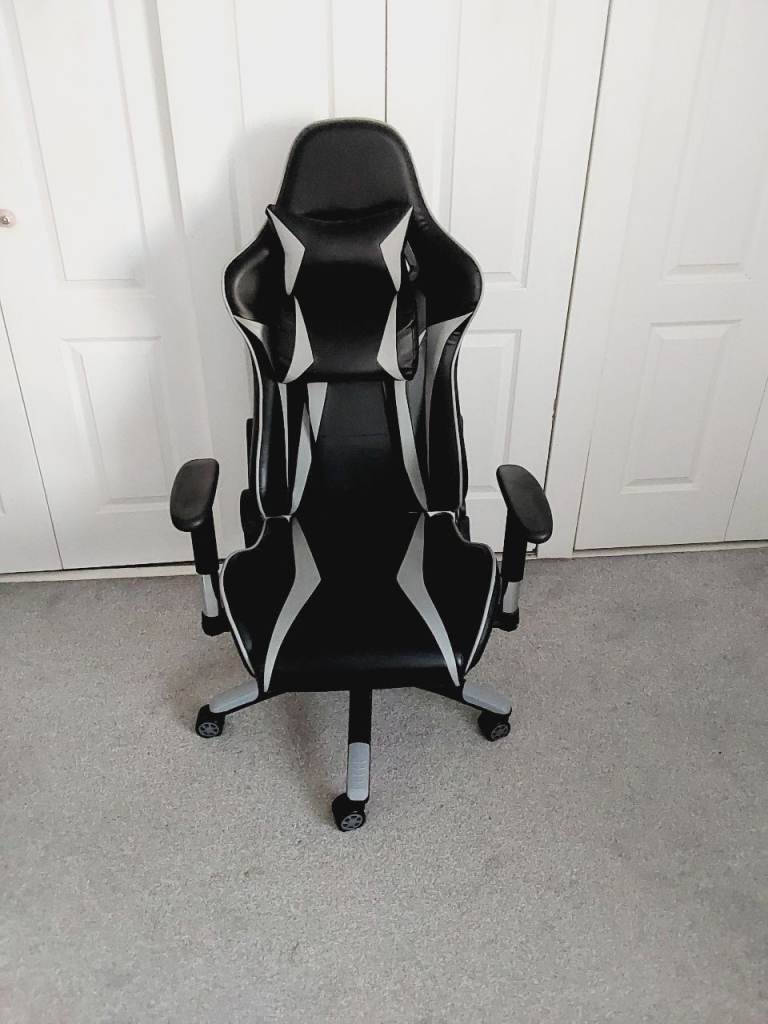 Gaming/Computer chair for sale