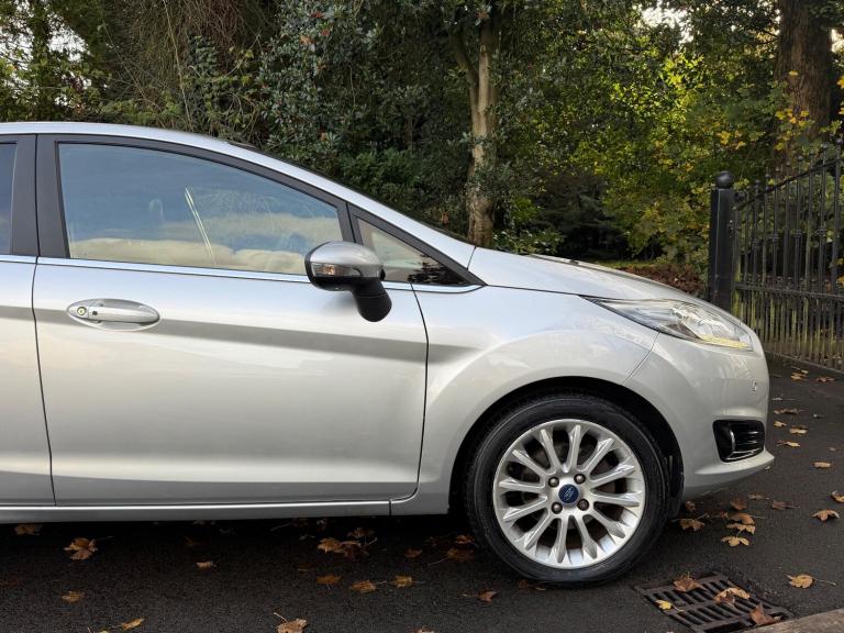 2013 Ford Fiesta 1.0T EcoBoost Titanium X Euro 5 (s/s) 5dr HATCHBACK Petrol Manual