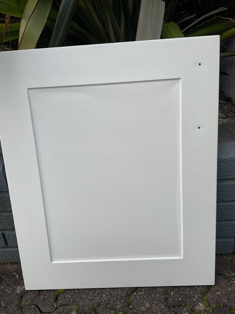 B&Q IT KITCHEN Shaker Door Cream / Ivory 60cm