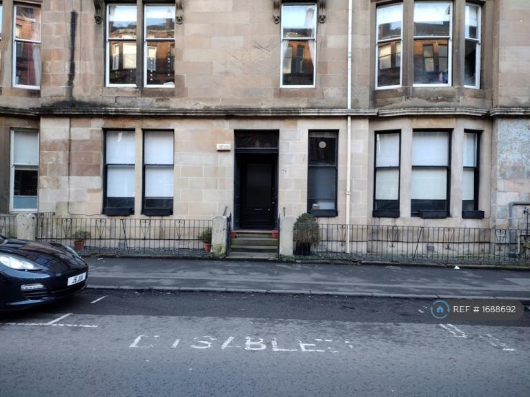 3 bedroom flat in Hyndland Road, Glasgow, G12 (3 bed) (#1688692)