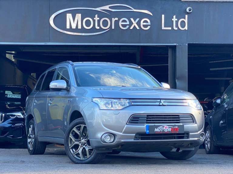 2014 Mitsubishi Outlander 2.0h 12kWh GX4h CVT 4WD Euro 5 (s/s) 5dr ESTATE Petrol/Electric Hybrid ...