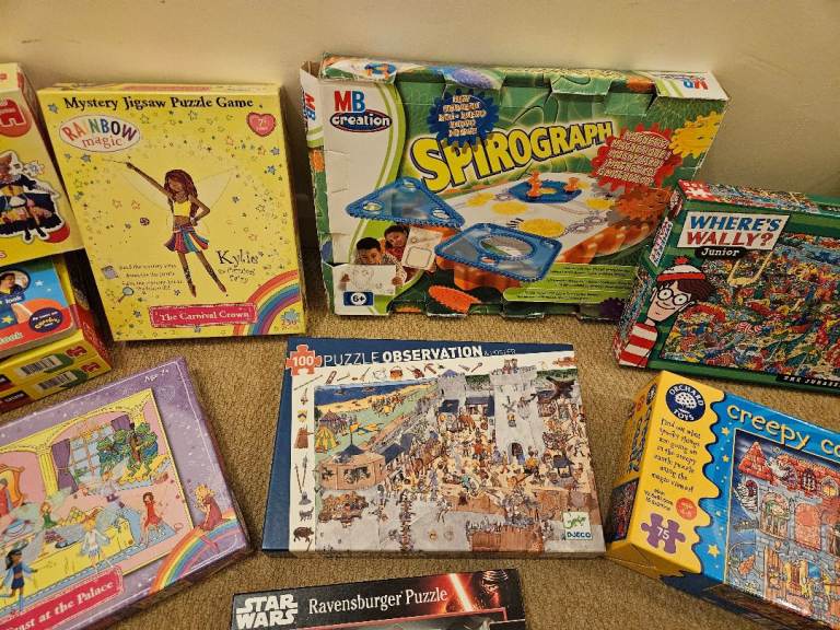 Jigsaws & Spirograph