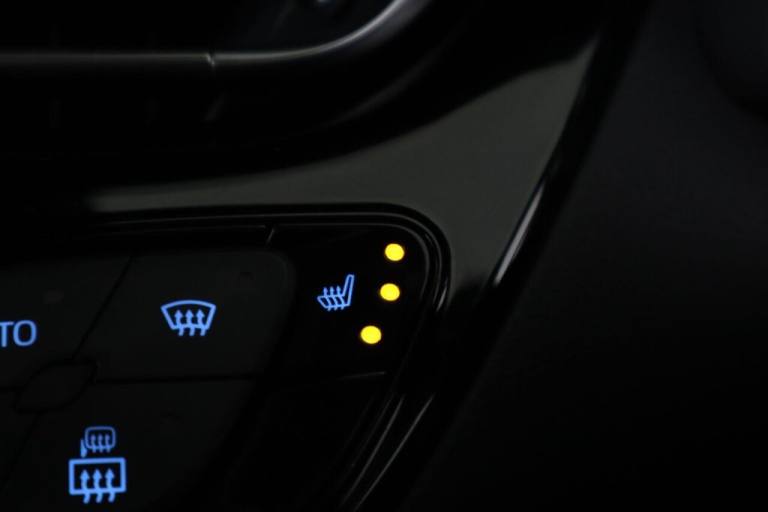 2022 Toyota C-HR 1.8 VVT-h GR SPORT CVT Euro 6 (s/s) 5dr HATCHBACK PETROL/ELECTRIC Automatic