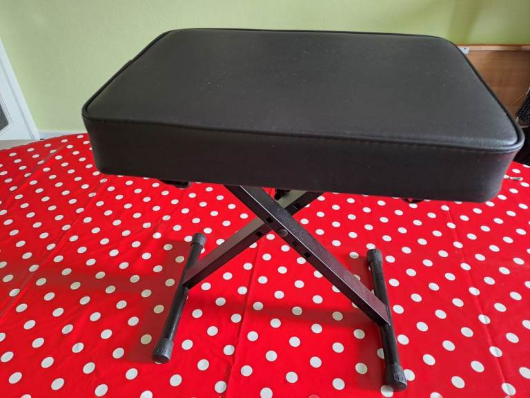 Rock Jam Piano Stool - excellent condition