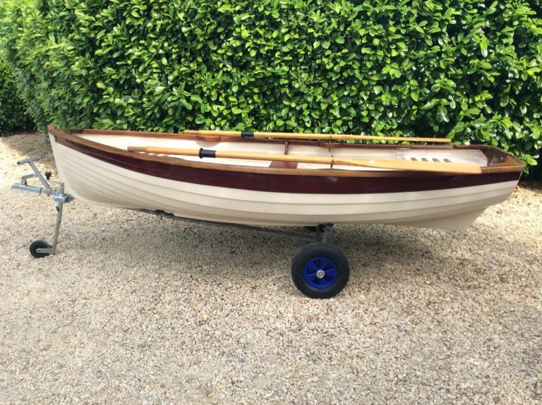 Rowing Boat with Launching Trailer, Boat Cover, Hardwood Floor and Oars