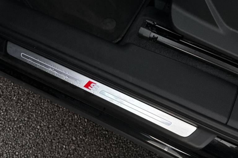 2019 Audi Q3 35 TDI S Line 5dr S Tronic ESTATE DIESEL Automatic