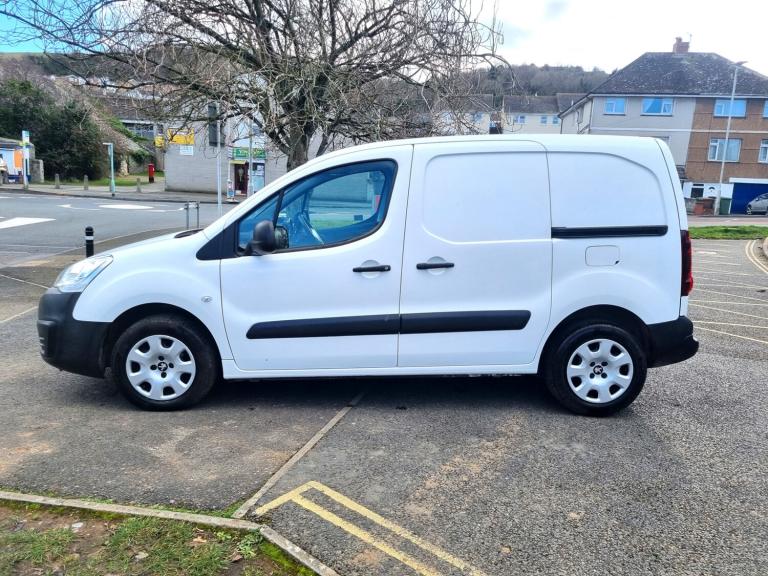 2018 Peugeot Partner 850 1.6 BlueHDi 100 Professional Van [non SS] PANEL VAN Diesel Manual