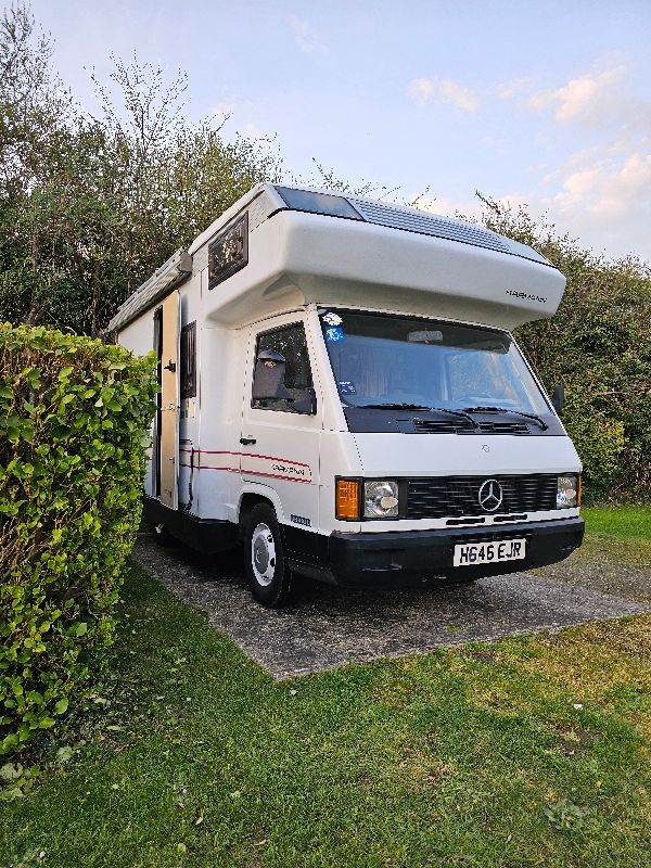 Mercedes-Benz MB100 Karmann ( not vw ) Motorhome