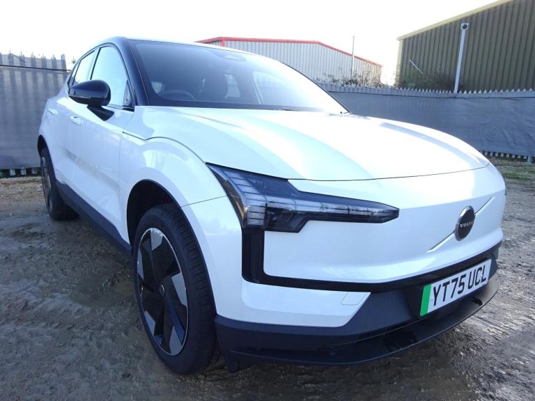 2025 75 REG VOLVO EX30 PLUS ELECTRIC AUTO DAMAGED REPAIRABLE SALVAGE