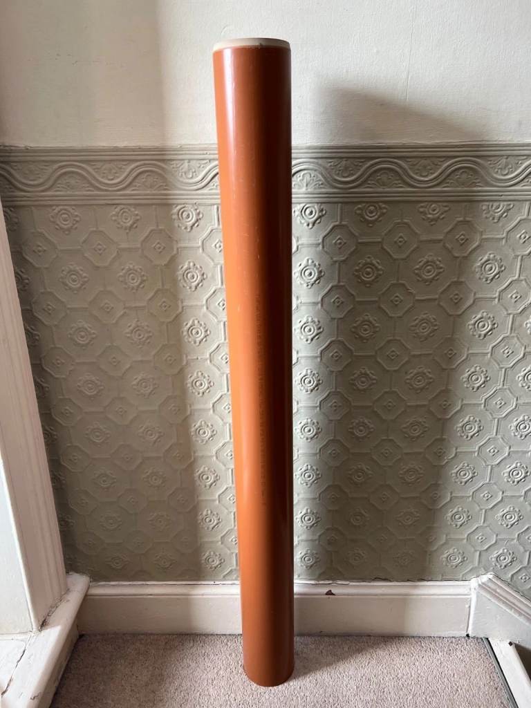 1.18M / 46.5" FLOPLAST 110MM / 4" SOIL PIPE TERRACOTA TAPERED END / OFF CUT