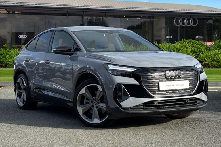 2024 Audi Q4 e-tron Q4 Sportback Black Edition 45 e-tron  210,00 kW SUV ELECTRIC Automatic