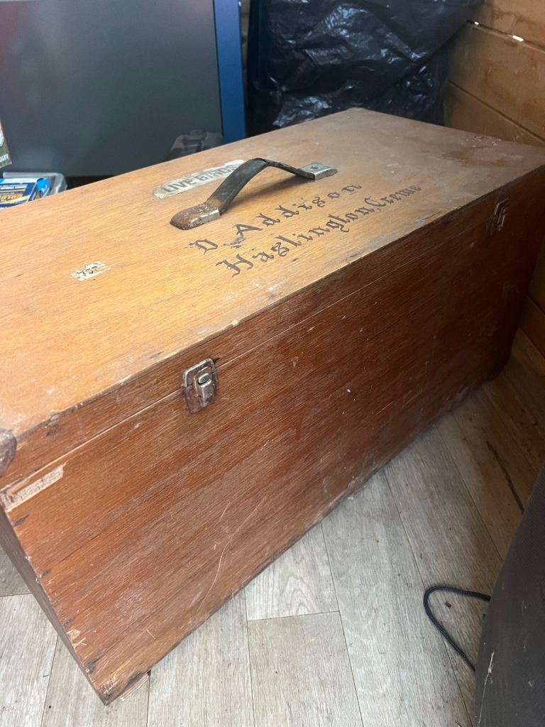 ⁠Vintage Wooden Homing Pigeon Transport Box / Racing Basket (Crewe)⁠ 