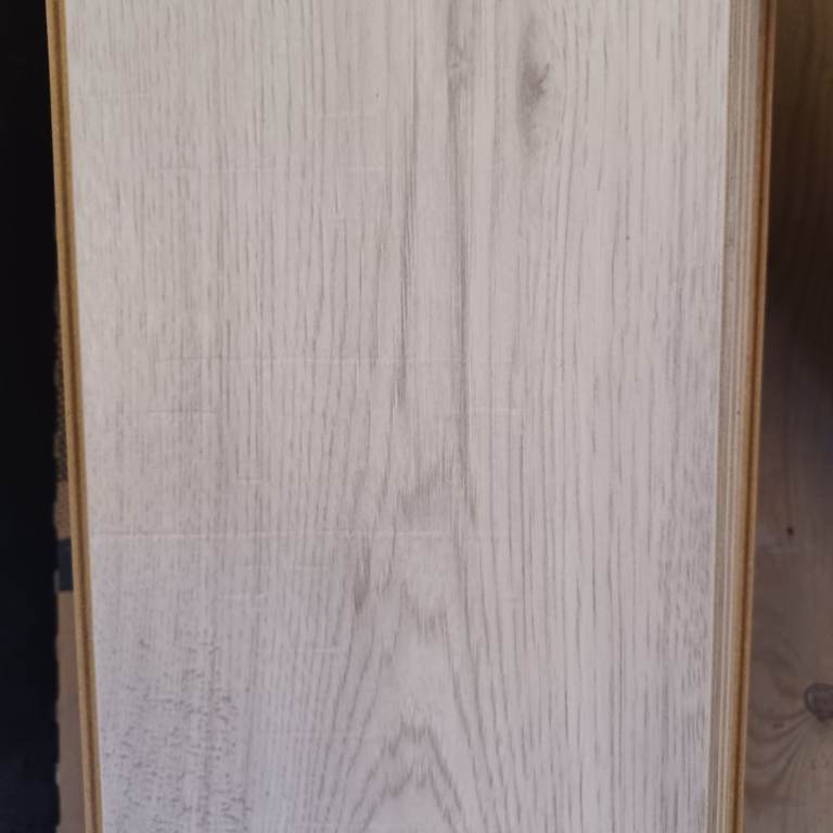 Laminate Flooring Brand New