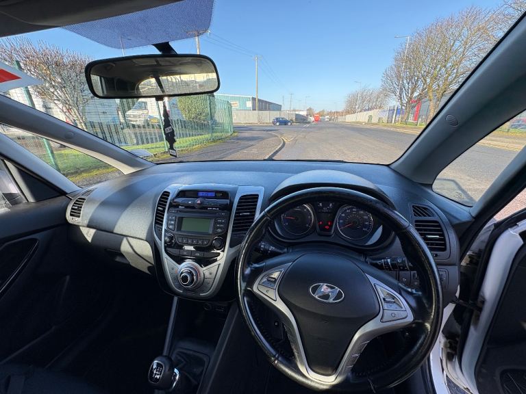 Hyundai, IX20, MPV, 2015, Manual, 1582 (cc), 5 doors