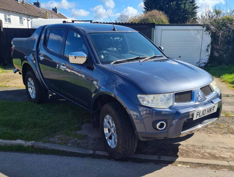 Mitsubishi L200 automatic Barbarian 