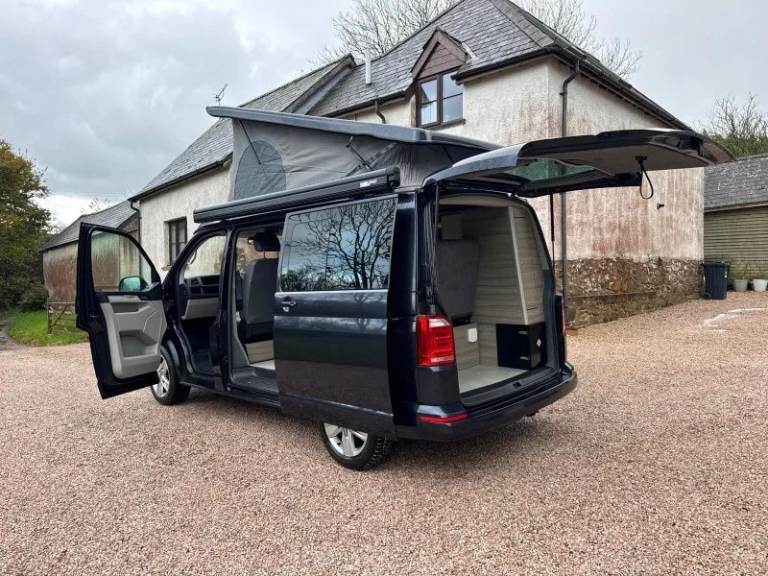 Volkswagen, TRANSPORTER, Window Van, 2016, Semi-Auto, 1968 4motion (cc)